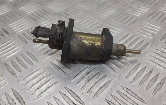 Mazda 6 Fuel tank valve 