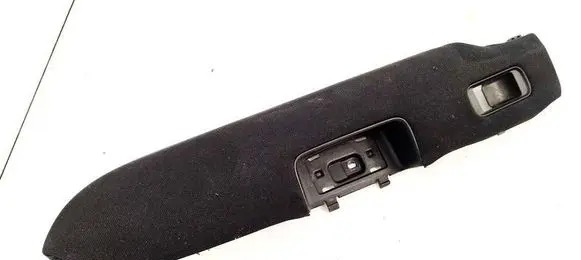 Honda CR-V Front door window switch trim 83720SWW010
