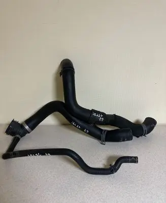 Volkswagen Golf VII Engine coolant pipe/hose 5Q0121049CL