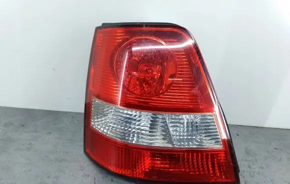 KIA Sorento Rear/tail lights 