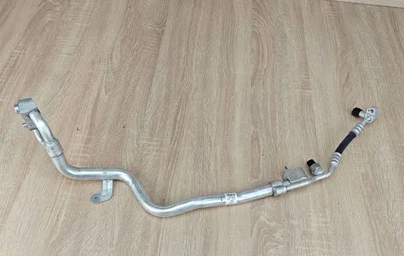 BMW 8 G16 Air conditioning (A/C) pipe/hose 9324795