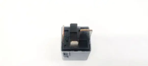 Mercedes-Benz ML W164 Other relay A0025422619