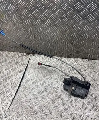 Opel Zafira A Front door lock 90561154