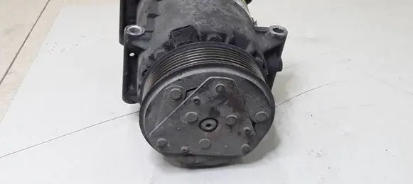 Renault Espace - Grand espace IV Air conditioning (A/C) compressor (pump) 8200067915 01139509 09133151159B