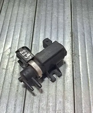 Vacuum valve