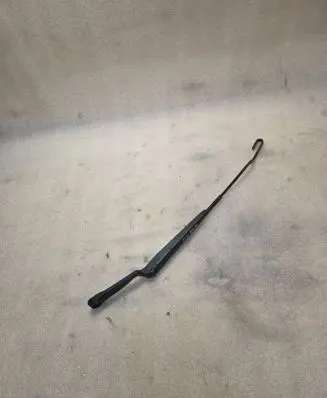 Audi A8 S8 D2 4D Front wiper blade arm 