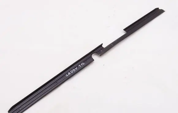 Volkswagen Caddy Front sill (body part) 6K9863760A
