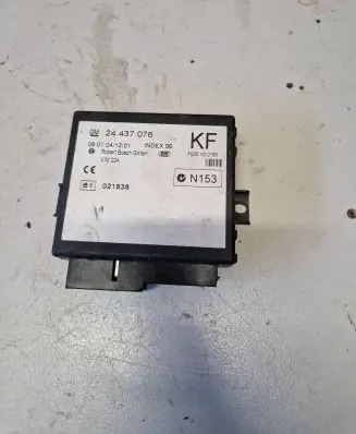 Opel Zafira A Comfort/convenience module 24437076 F005V00155 021838