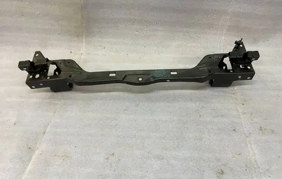Volvo XC40 Radiator support slam panel 32234565