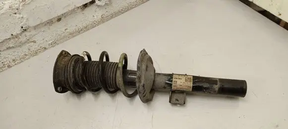 Audi A1 Front shock absorber/damper 2q0413031bn