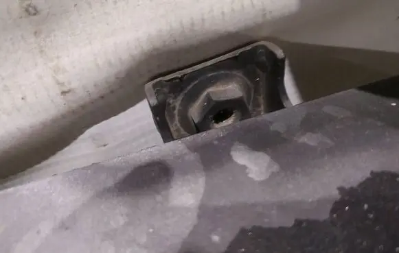 Fiat Doblo Tailgate/trunk/boot hinge
