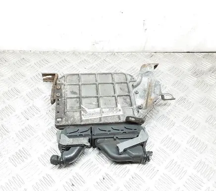 Lexus IS 220D-250-350 Engine control unit/module 1758009481 8966153701
