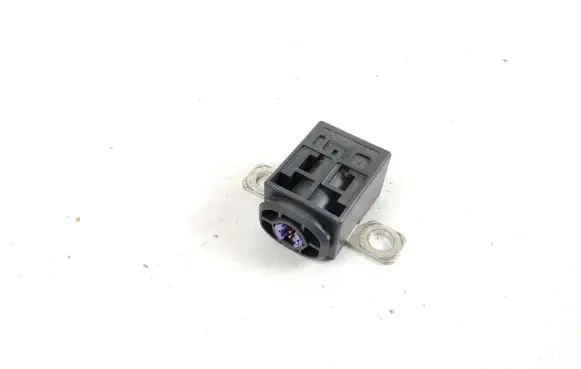 Porsche Cayenne (9PA) Ignition-blocking relay 4F0915519