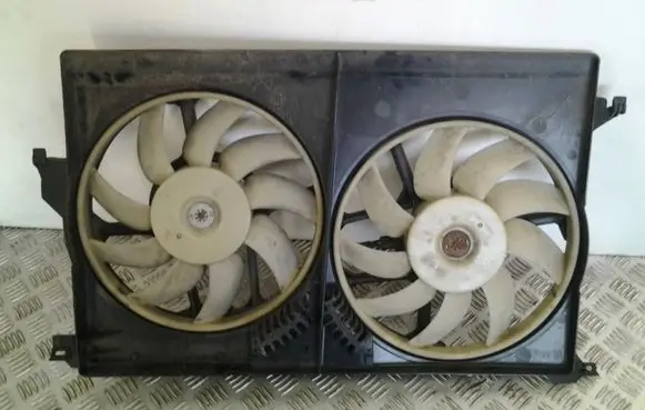 Opel Astra H Air conditioning (A/C) fan (condenser) 