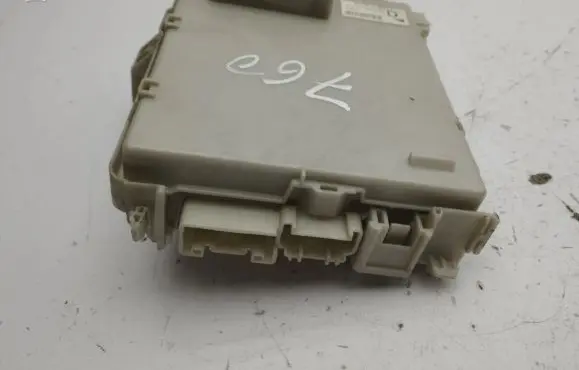 Lexus GS 300 350 430 450H Fuse module 8267030230