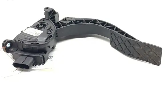 Audi A5 8T 8F Accelerator throttle pedal 8K1723523A