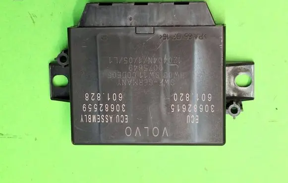 Volvo XC90 Parking PDC control unit/module 30682615 30682559 601820