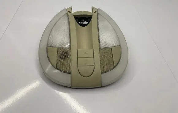 Mercedes-Benz CLS C219 Front seat light A2198201201