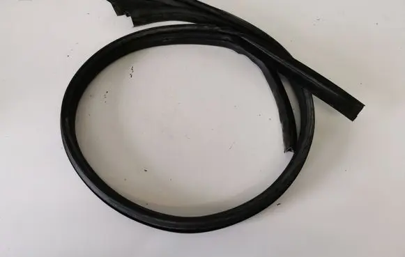 Mercedes-Benz E W238 Front door rubber seal A2386706700