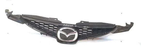 Mazda 2 Front grill D65150711