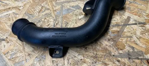 Ford Connect Intercooler hose/pipe 700015 2T1Q08796