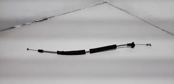 Chevrolet Captiva Rear door cable line 