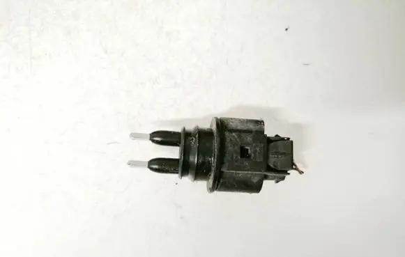 Volkswagen PASSAT B5 Sensor 7m0973202