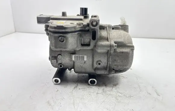 Toyota Auris E180 Air conditioning (A/C) compressor (pump) 0422001031 ES14C