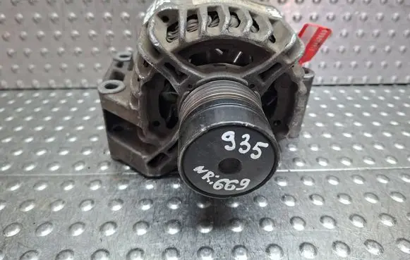 Opel Corsa D Generator/alternator S14462669 13222935