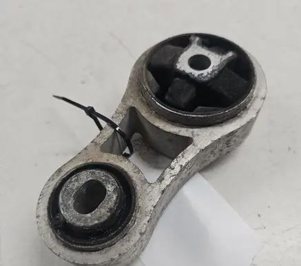 Renault Trafic II (X83) Engine mount bracket 8200008215