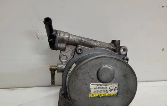 Vacuum pump