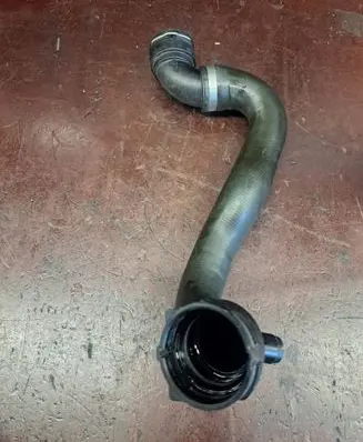 BMW X1 E84 Engine coolant pipe/hose 7612445