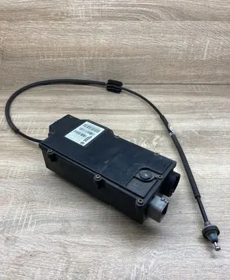 BMW X5 E70 Hand brake/parking brake motor 6788556 13665010