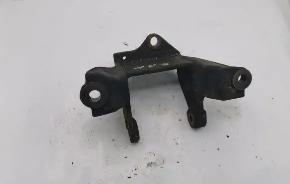 Honda FR-V Engine mounting bracket NOCODE