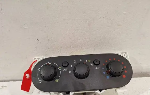 Renault Trafic III (X82) Climate control unit T1032613B