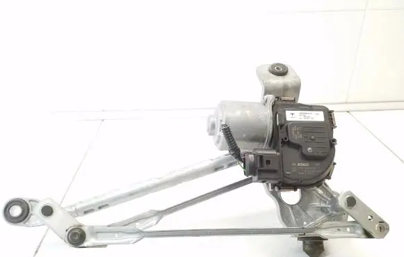 Tesla Model Y Front wiper linkage and motor 165893600A