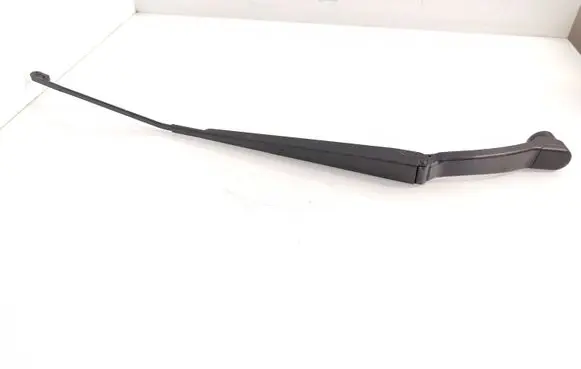 Subaru Outback Front wiper blade arm