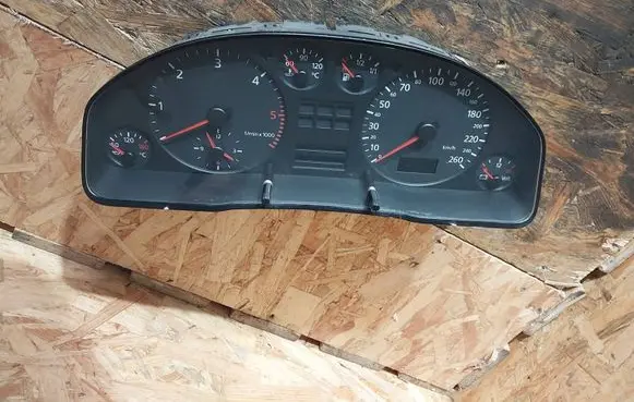 Audi A6 S6 C5 4B Speedometer (instrument cluster) 4B0919860MX 110208806013