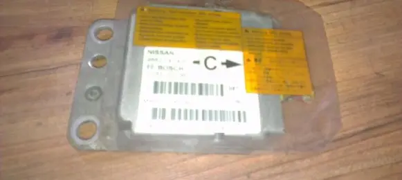 Nissan Almera Tino Airbag control unit/module 0285001361 988204u400