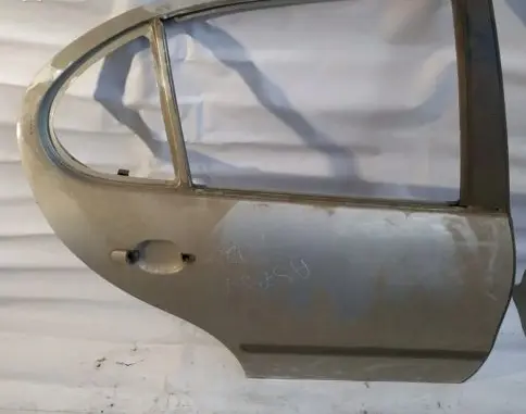 Seat Toledo II (1M) Rear door pilkos