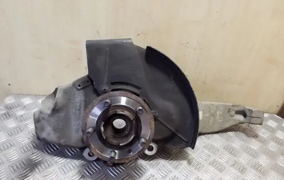 Land Rover Range Rover Sport L494 Front wheel hub DPLA3K186AE