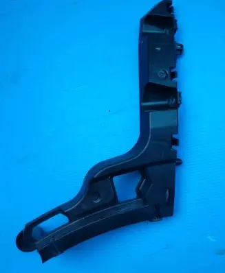 Opel Mokka B Rear bumper mounting bracket 9835237980