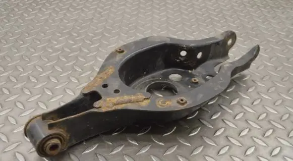 Lexus RC Rear upper control arm/wishbone