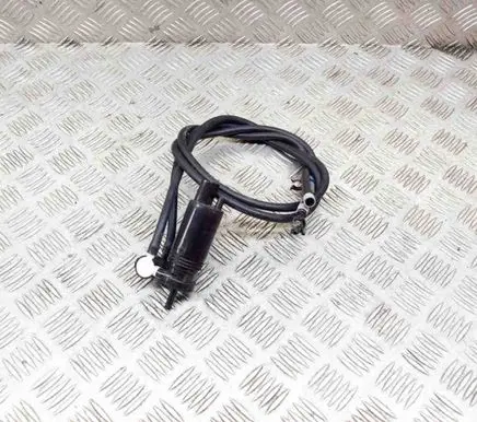 Land Rover Range Rover L405 Windscreen/windshield washer pump 1048413003