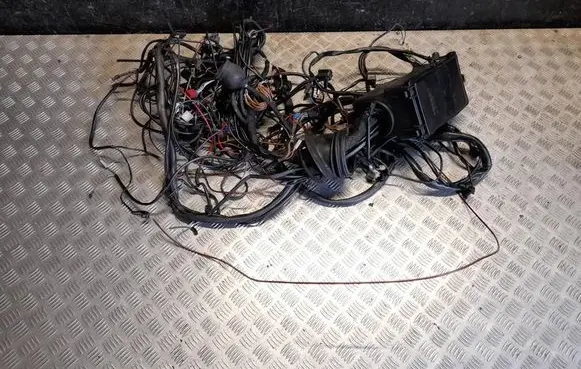 Mercedes-Benz S W126 Engine installation wiring loom A1265400150