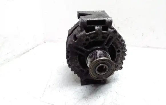 Mercedes-Benz CLS C219 Generator/alternator A0131547002 0121715015