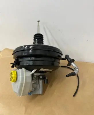 Porsche Cayenne (92A) Master brake cylinder 7P0612101F 063T14160A 20403TBTE0A1158