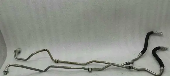 Mercedes-Benz SLK R172 Gearbox oil cooler pipe/hose A1722700796