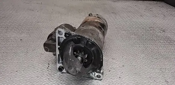Opel Astra J Starter motor 55353857 M001T30072
