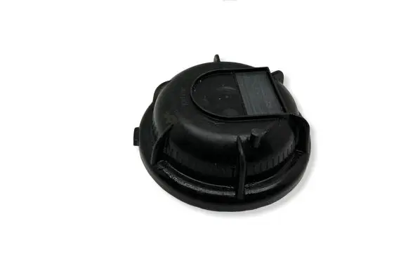 Volvo S70 V70 V70 XC Headlight/headlamp dust cover 89025105 9178538